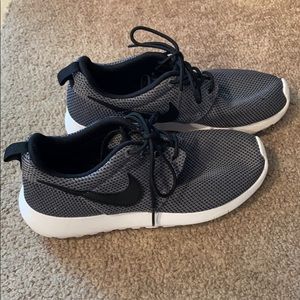 Nike Roches